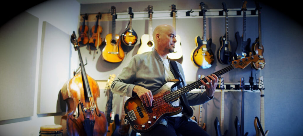 David with instruments